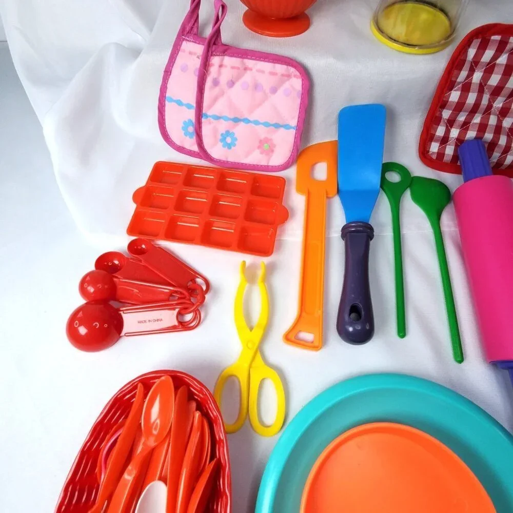 Vintage 41-Piece Kids Plastic Kitchen Play Set W/ Utensils Cups Plates Ice Tray